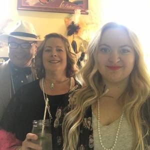 Meet your Posher, Katy